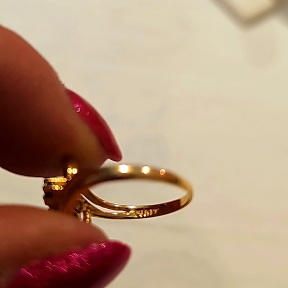 VTG THREE STONE Ring, 14kt yellow gold size 5.25 - Picture 5 of 5